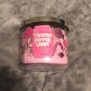 Twisted Peppermint Candle by Bath and Body Works